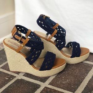 Lilly Pulitzer Navy wedge size 7.5